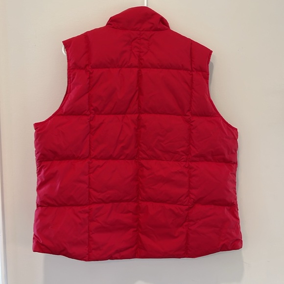 Lands End Red Snap Front Puffer Vest - Picture 5 of 5